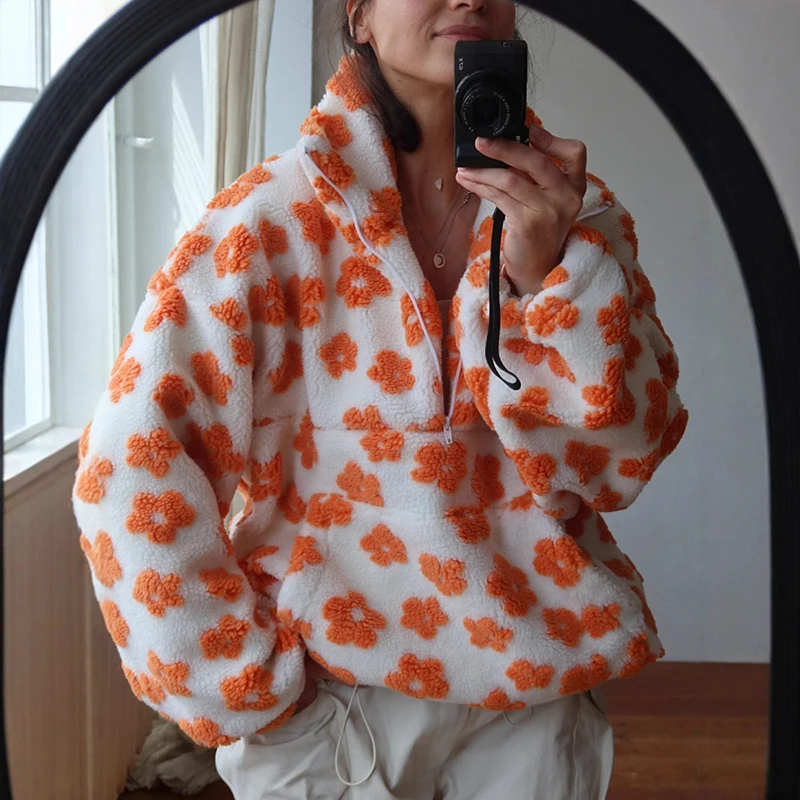 Plant Parent Hoodie - Sudadera de lana con flores para